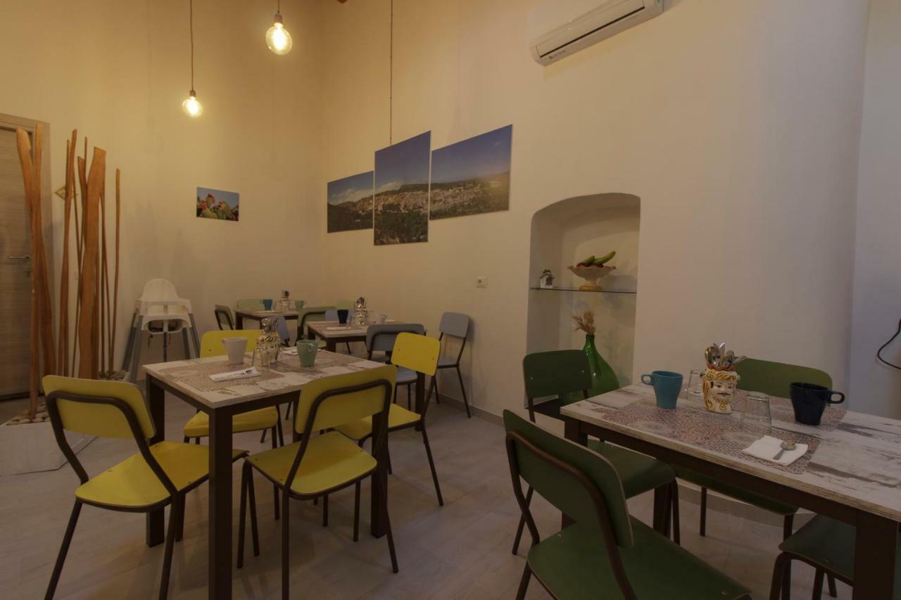 Il Sentiero Dell'Itria - Camere Con Vista Ragusa Bagian luar foto